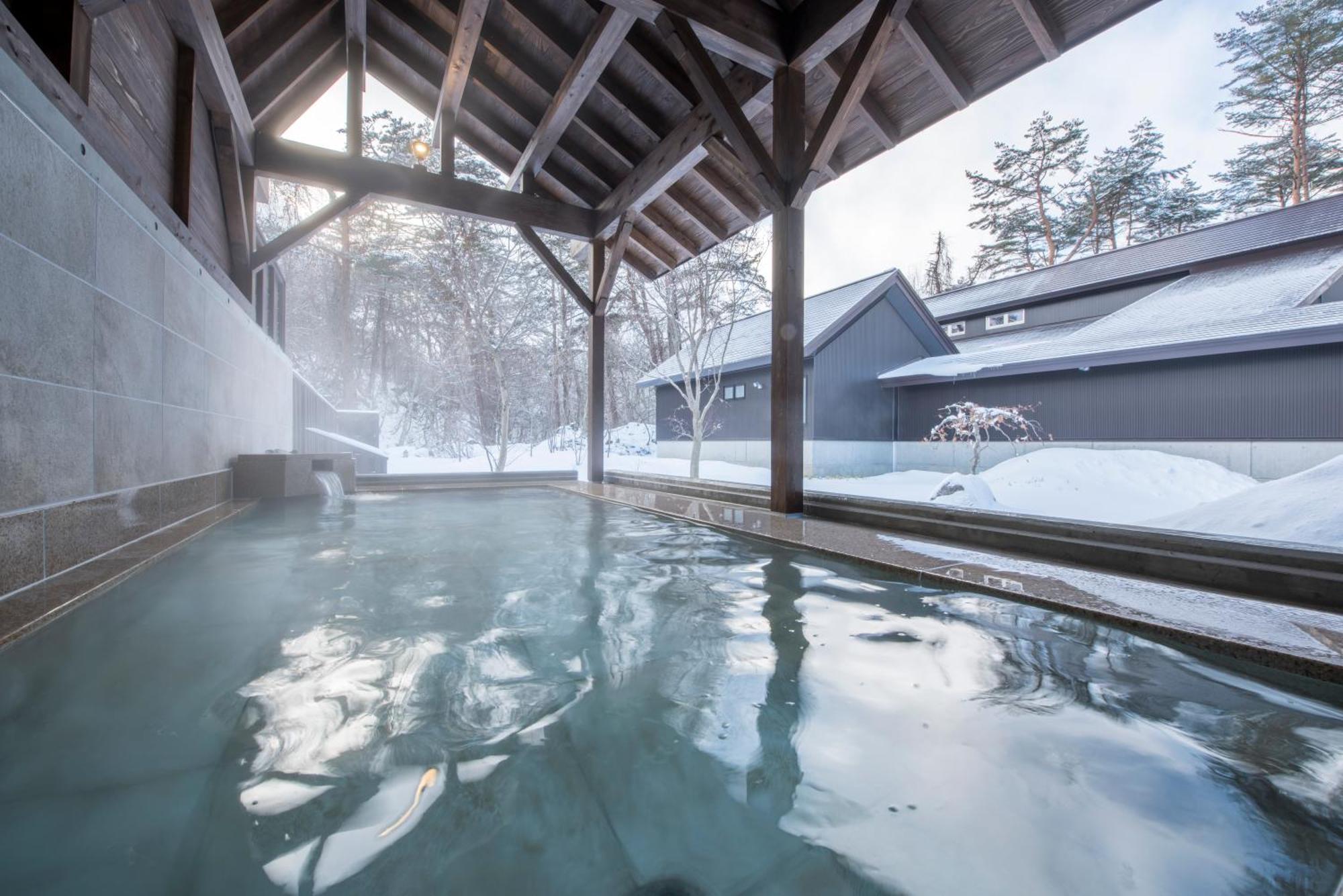 Urabandai Lake Resort Geihinkan Nekoma Rikyu Kitashiobara Exteriér fotografie